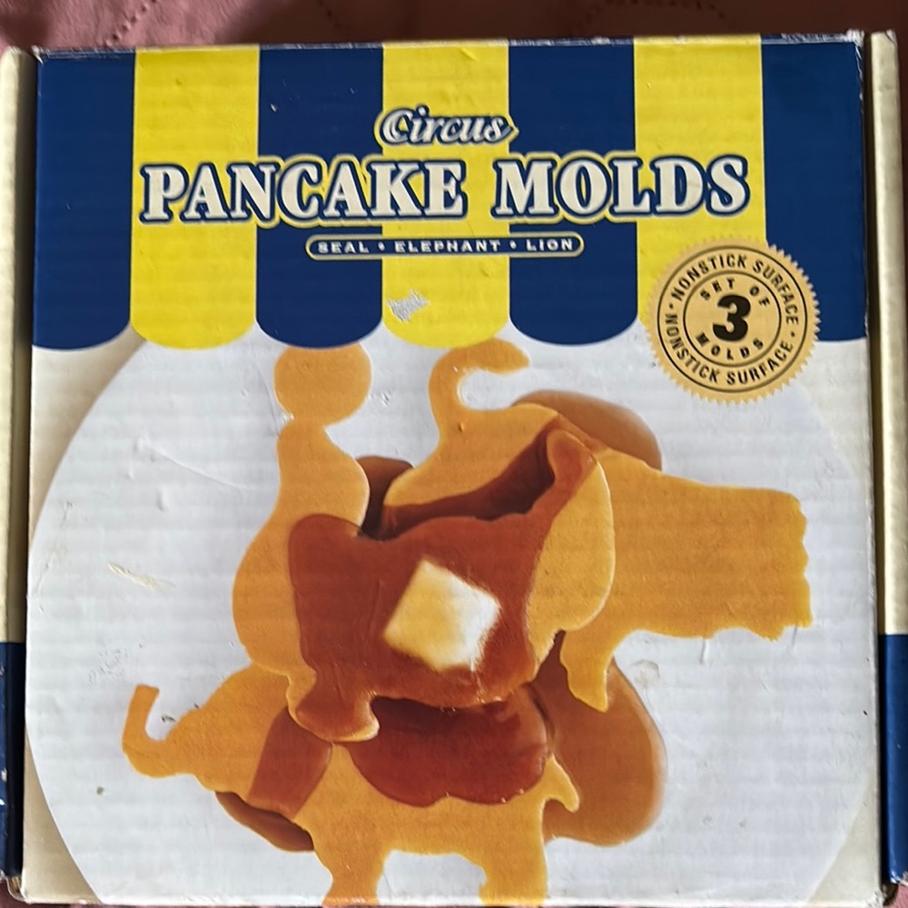 Williams Sonoma Circus Pancake Molds - 2003